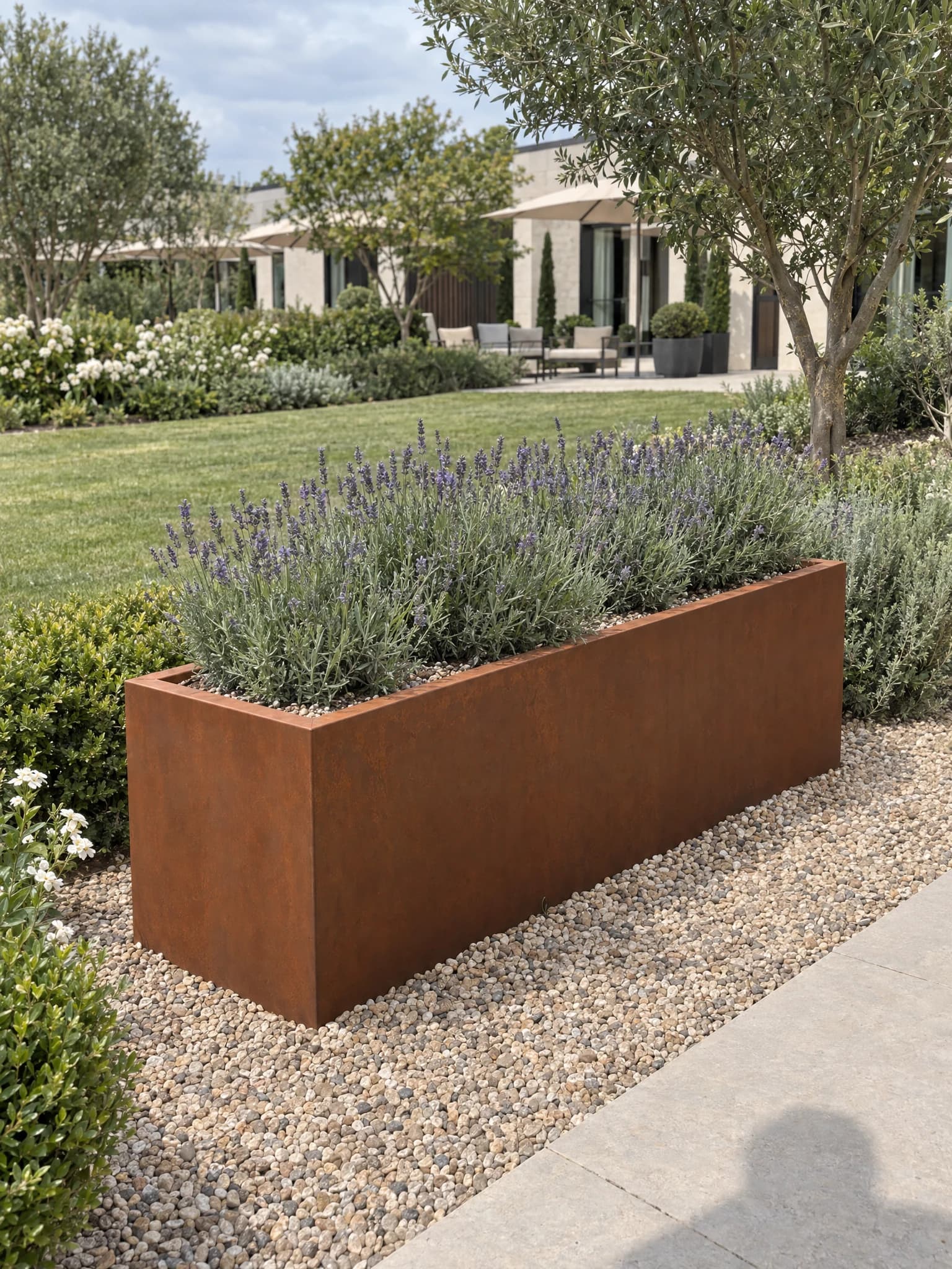 Gaïa · Jardinière rectangulaire sans fond en acier Corten, détail